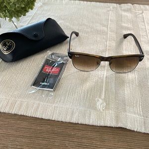 Rayban Clubmaster Oversized